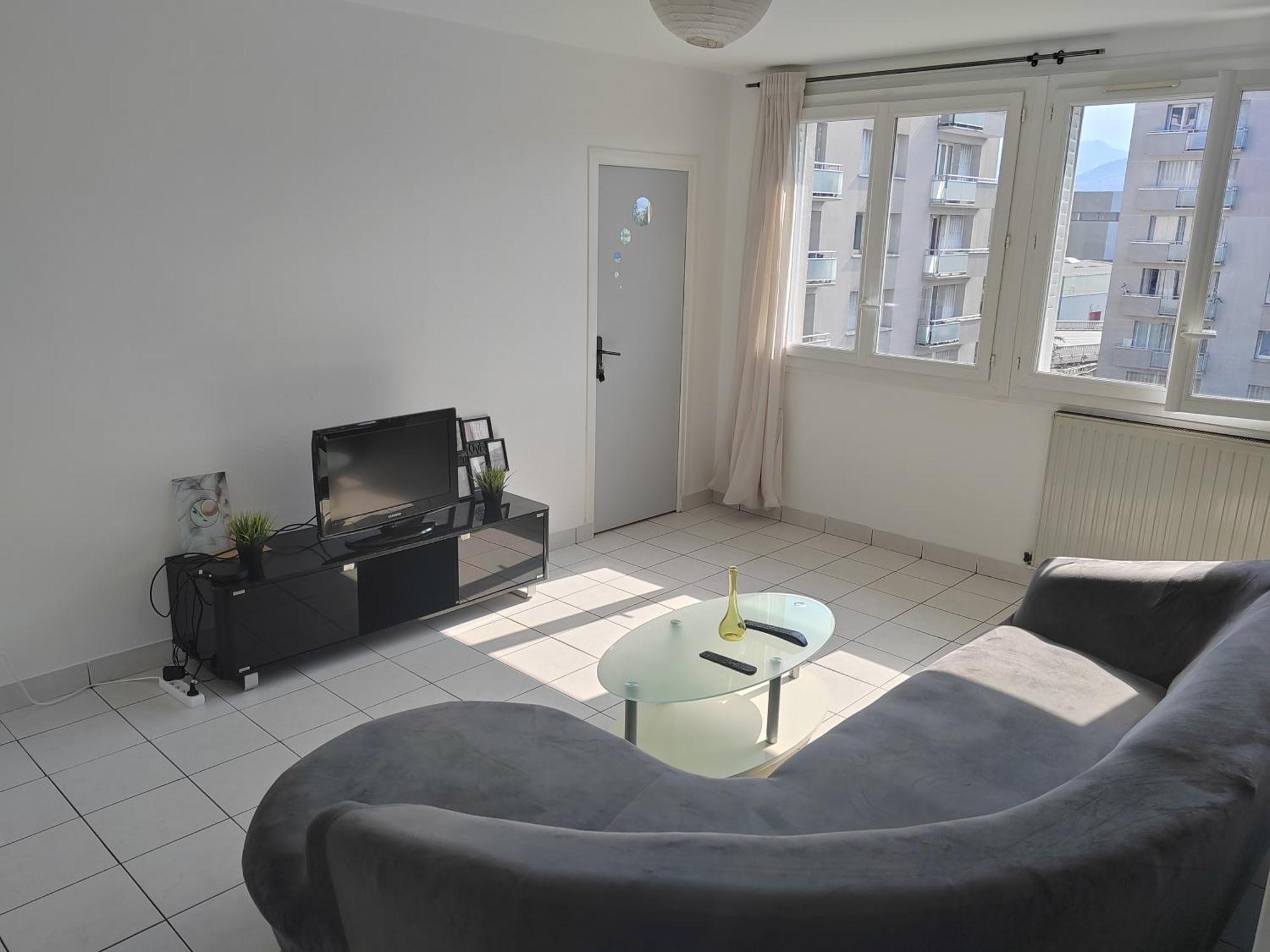 Une Chambre Dans Appartement Partage, Grenoble A 8 Min Du Centre-Ville Extérieur photo
