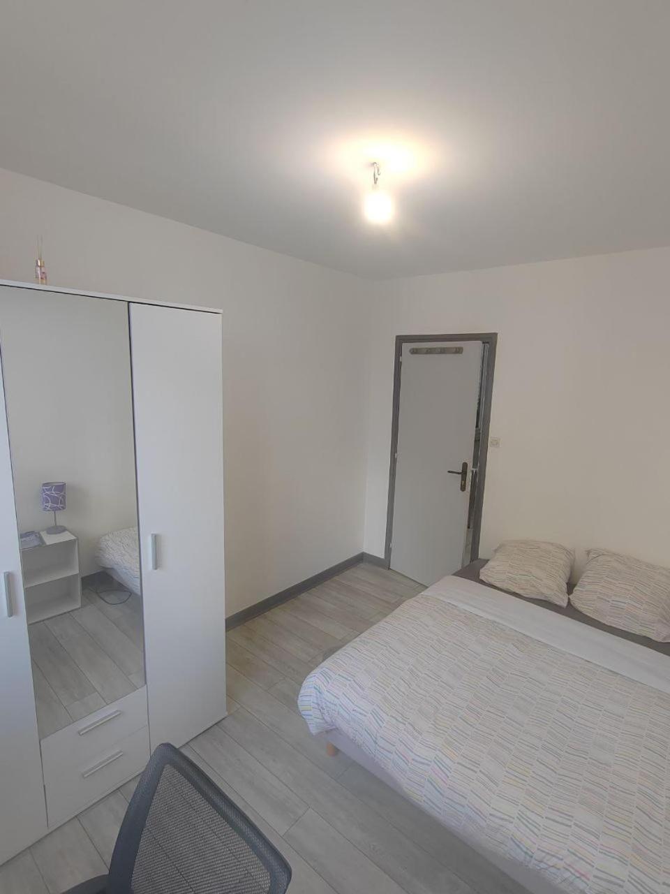 Une Chambre Dans Appartement Partage, Grenoble A 8 Min Du Centre-Ville Extérieur photo