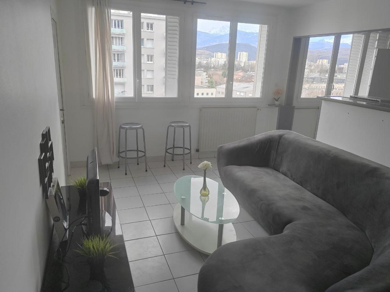 Une Chambre Dans Appartement Partage, Grenoble A 8 Min Du Centre-Ville Extérieur photo